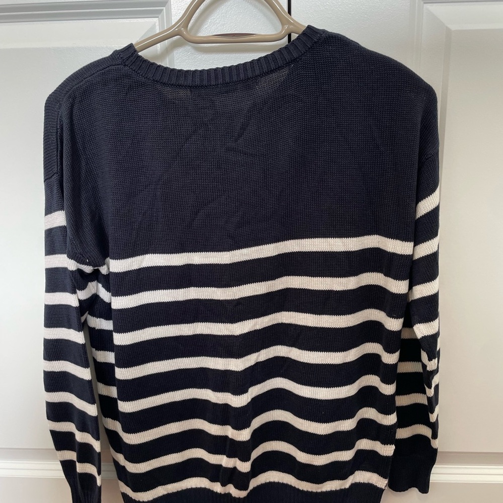 Sweater - Picture 2 of 2